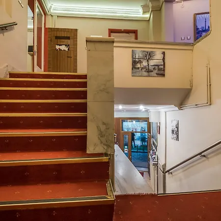 Erenler Hotel&hostel Otel 2*
