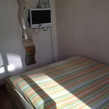 Ξενοδοχείο Erenler & 2*