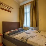 Erenler & Hotel Istambul