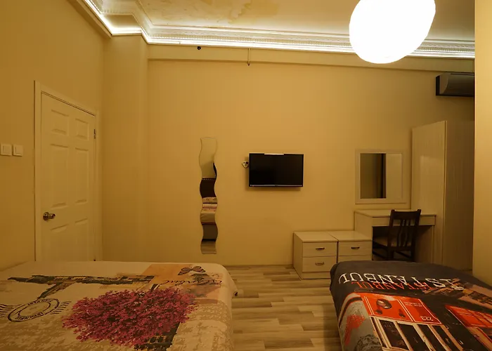 Erenler Hotel & Hostel 2*