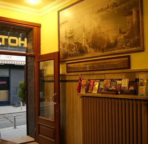 Erenler Hotel & Hostel Hotell