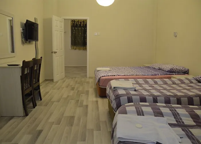 Hotell Erenler Hotel & Hostel