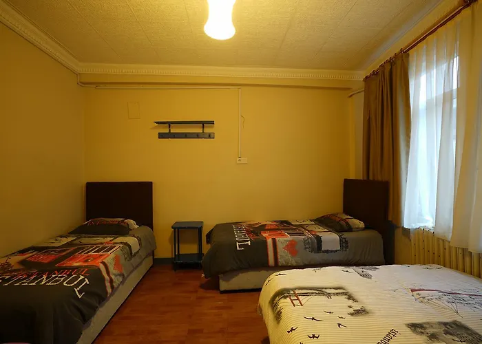 Erenler Hotel & Hostel Hotell 2*