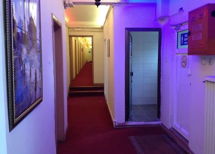 Erenler Hotel & Hostel 2*